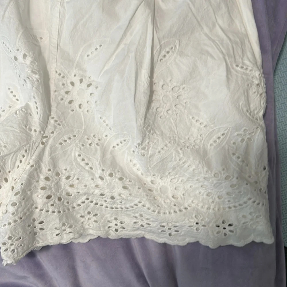 ELOQUII White Eyelet shorts - Size 18 - Picture 2 of 4